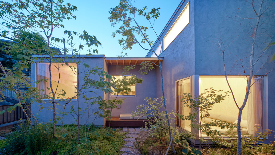 HYG Architects completes timber-lined home in Japan