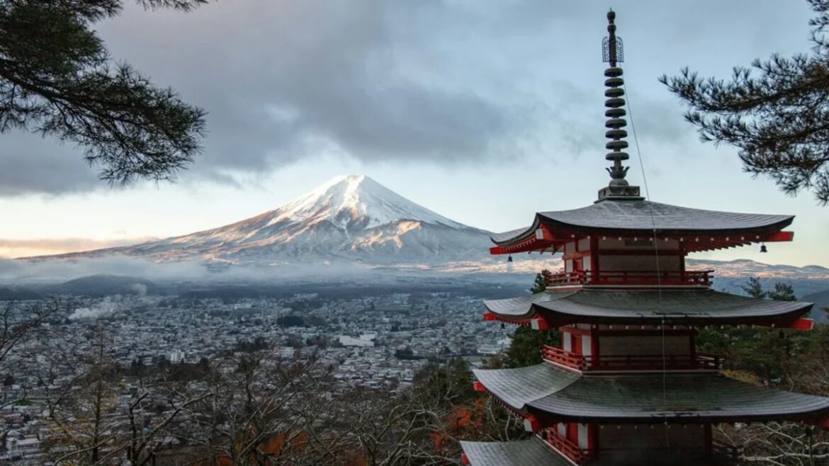 Mount Fuji eruption could leave hundreds of thousands without power in Japan