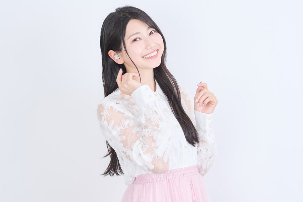 Amamiya Sora Modeling the Audio-Technica「ATH-SQ1TW2NC」