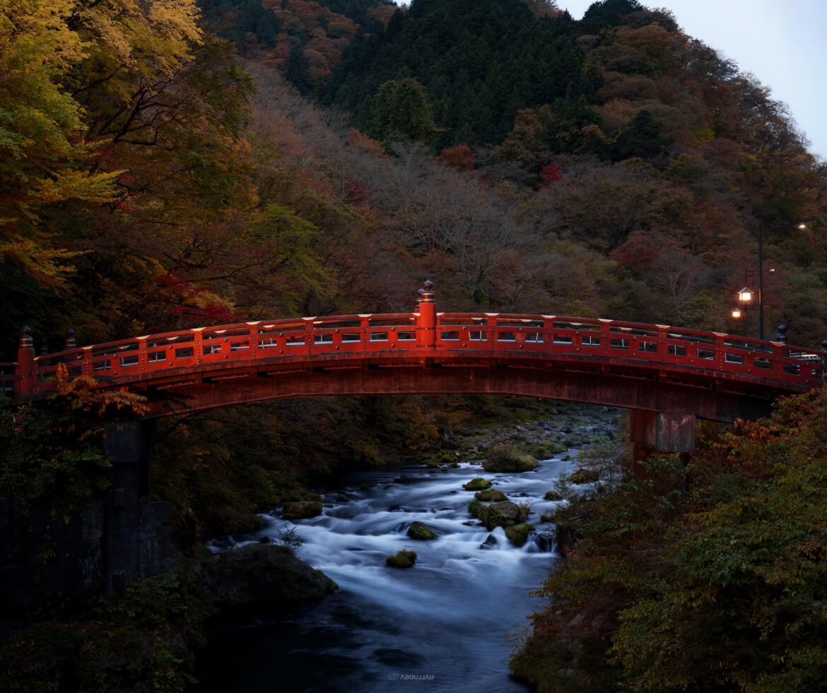 Autumn colors and long exposure at Shinkyo Bridge, Nikko