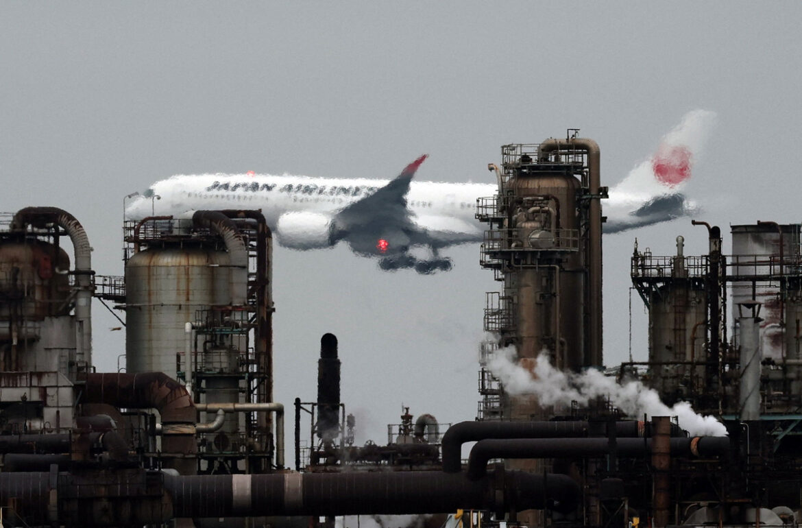 Japan Travel Costs Set to Rise as Airlines Plan to Double Fuel Surcharges Hana Bank