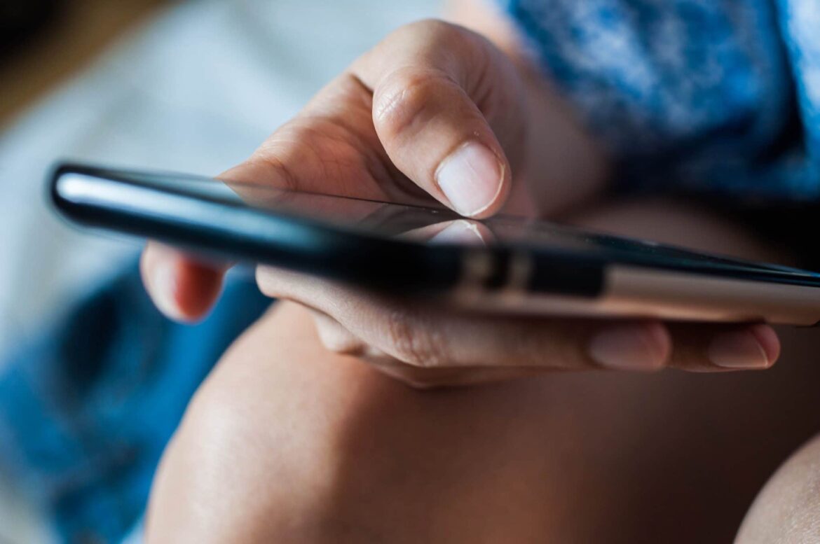 Japan moves toward age verification for social media filters and risk labels