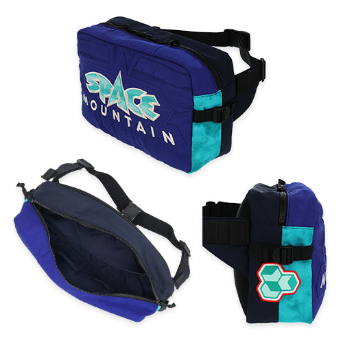 On the inside of the bag, there are two pockets sewn into the front of the bag. There is also a patch on the right-hand side of the bag.