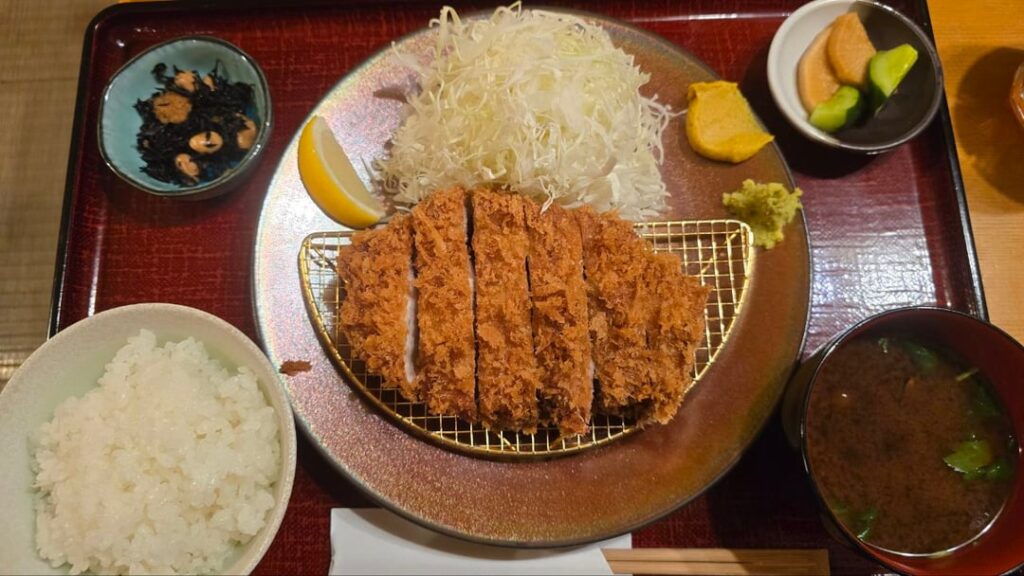 Super Deluxe Pork Loin Cutlet in Tonkatsu Hasegawa, Ryogoku