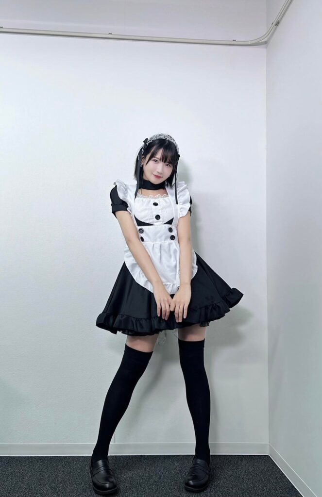 hirose yuuki celebrates maid day