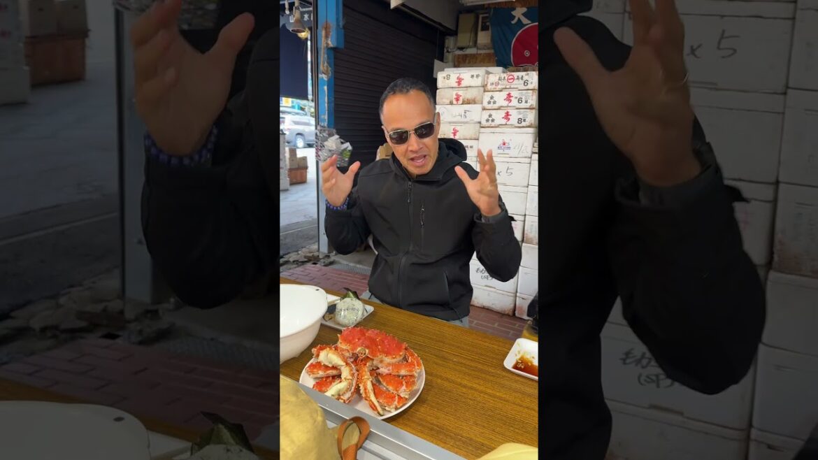 Japan’s Seafood Paradise 🦀 Fresh Crab at Nijo Market, Sapporo