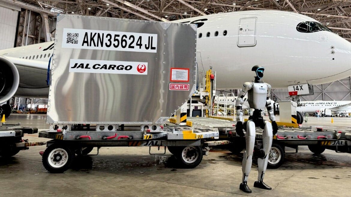 Japan Airlines to test humanoid robots for baggage handling at Haneda Japan Airlines to test humanoid robots for baggage handling at Haneda
