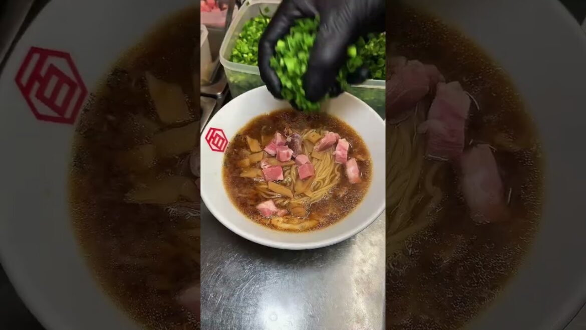 🇯🇵No.1 chives Ramen #japan #shorts #chives #ramen #japanesefood #japanesestreetfood