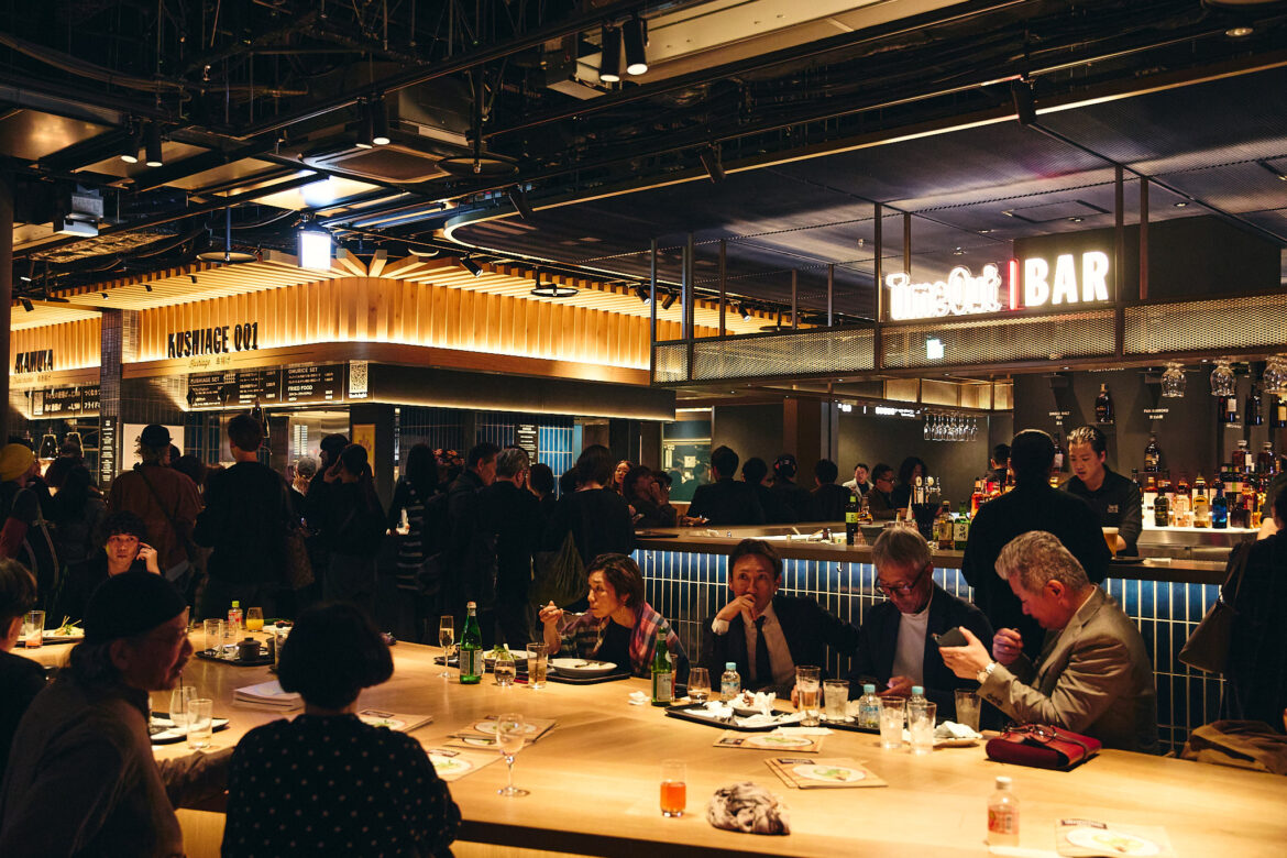 Enjoy weekday lunch deals under ¥1,500 at Time Out Market Osaka
