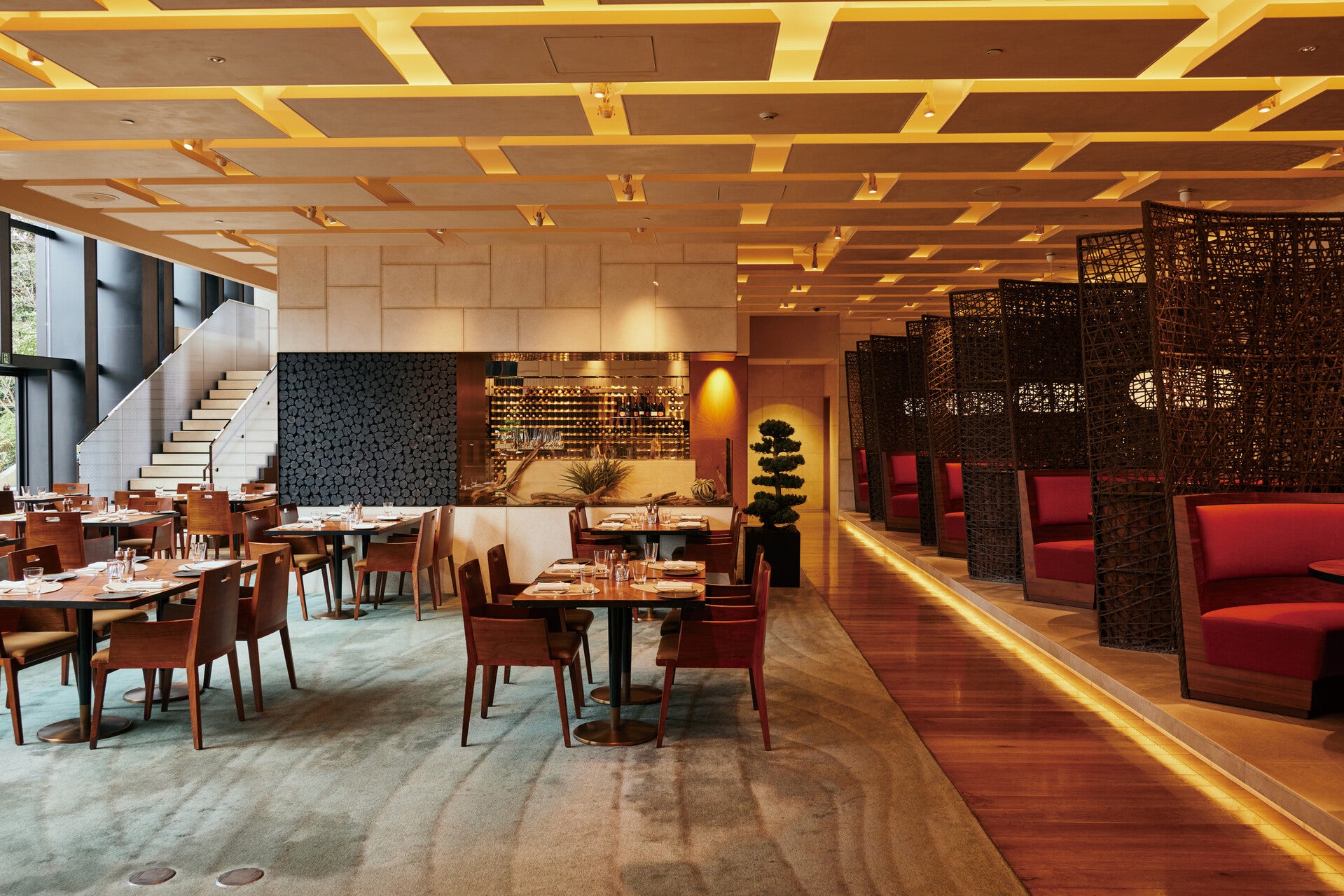 Emba Kyoto Grill focuses on wood-fired cooking (Four Seasons Kyoto)