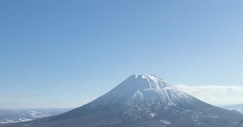 Americans Flock to Japan’s Ski Country for Good Snow and Delicious Food