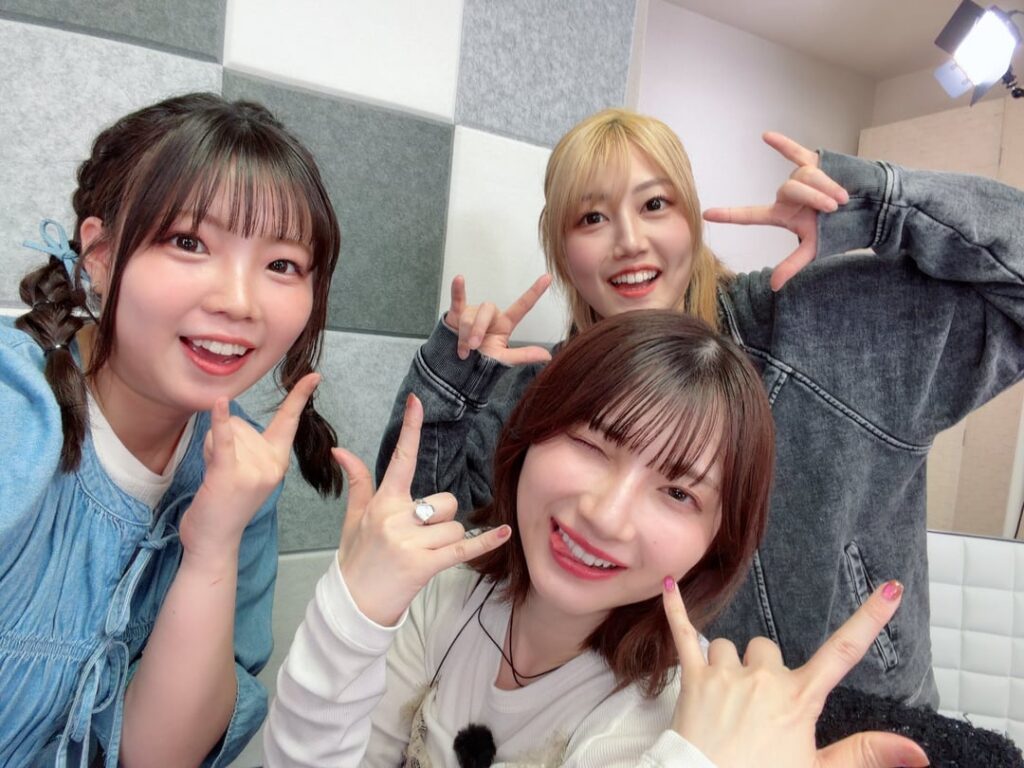 Matsuda Ayane, Kuroki Honoka, and Hoshiki Seena from Secret Show Room（#143）