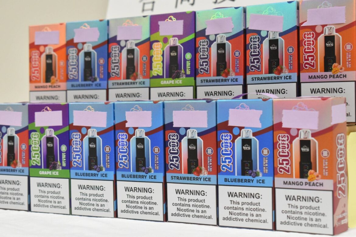 Despite curbs, 'nicopuff' e-cigarette use rises among young people in Japan