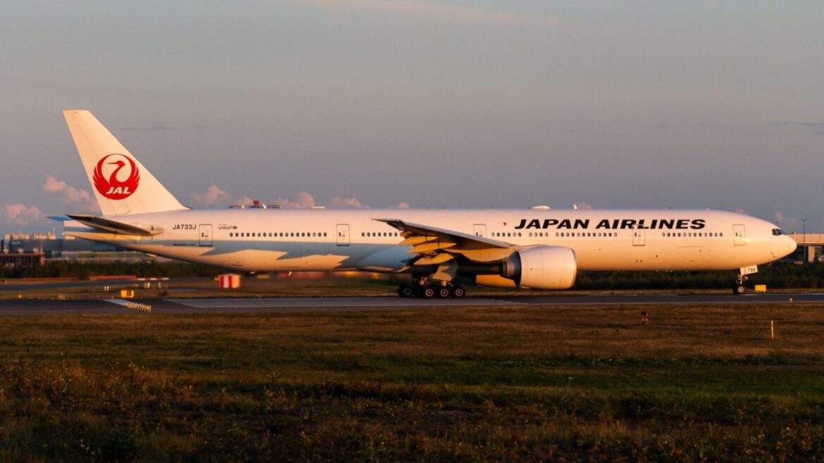 Japan Airlines And ANA Tickets To Get Costlier With Fuel Surcharge Hikes Japan Airlines And ANA Tickets To Get Costlier With Fuel Surcharge Hikes
