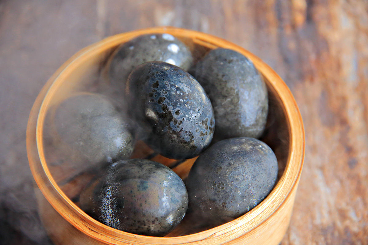 A bamboo container of volcanic-steamed eggs | Courtesy of Unzen Tourism Bureau