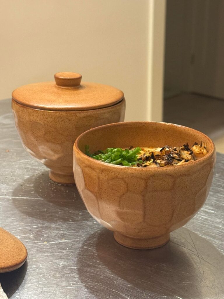 A friend handmade chawanmushi dishes and small bowls for me.