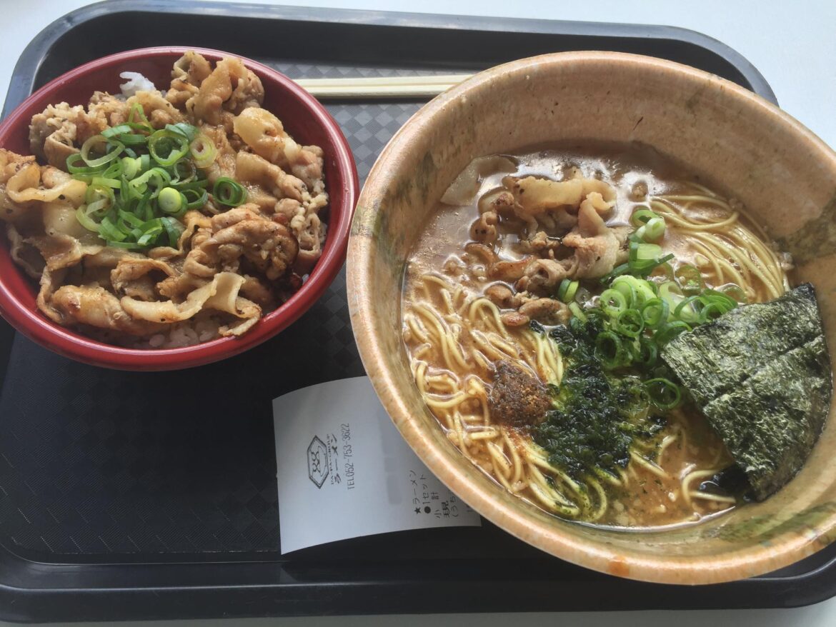 Ramen and butadon in Nagoya