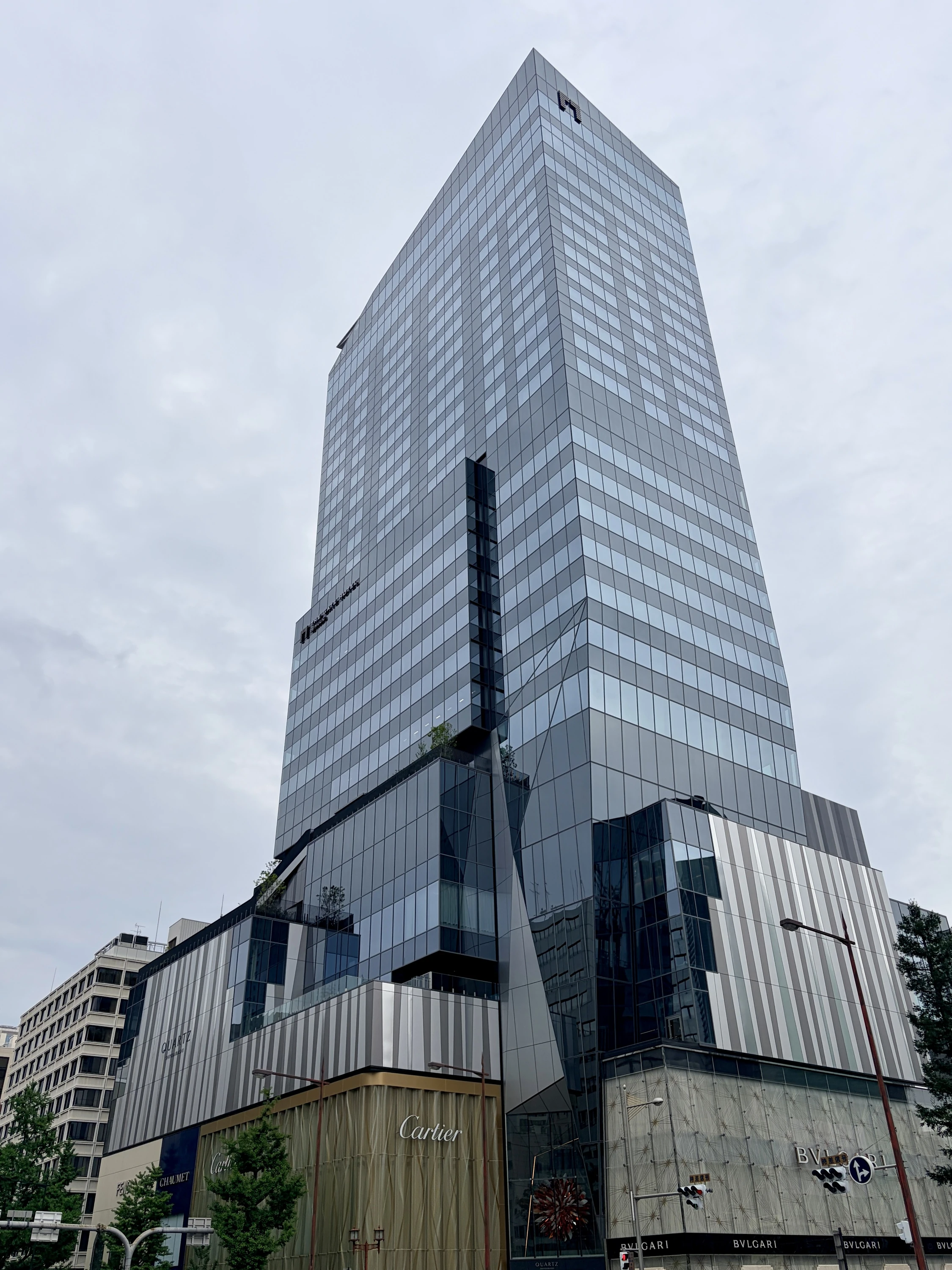 Quartz Shinsaibashi