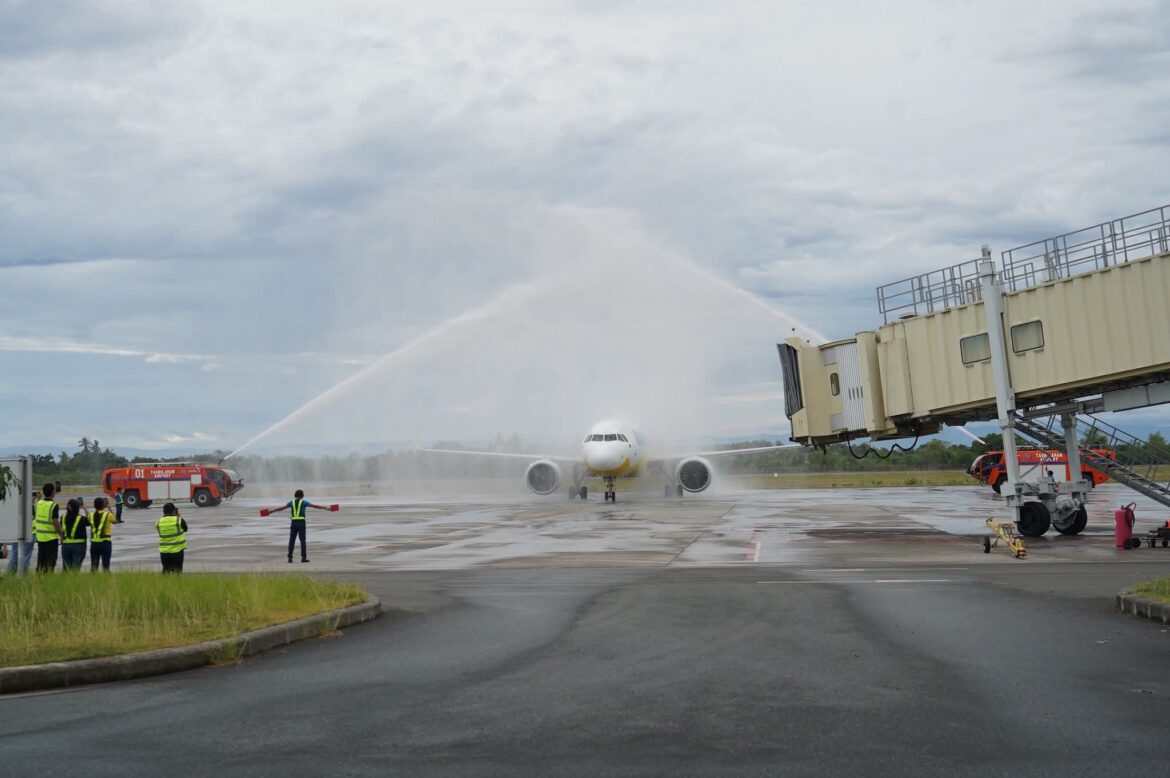 Bohol officially welcomed the inaugural direct flight from Japan on Saturday, May 2, with 164 Japanese tourists arriving at the Bohol&ndash;Panglao International Airport aboard a Cebu Pacific flight from Narita International Airport. &mdash;Photo courtesy of Gov. Aris Aumentado&nbsp;