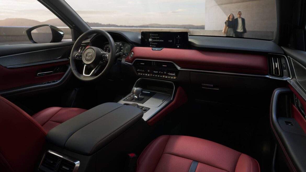 This Japanese SUV Quietly Outsmarts Luxury Brands This Japanese SUV Quietly Outsmarts Luxury Brands