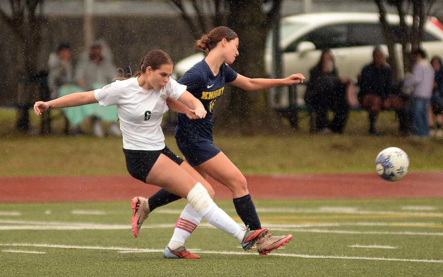 Charlotte Callicott gets off a shot.