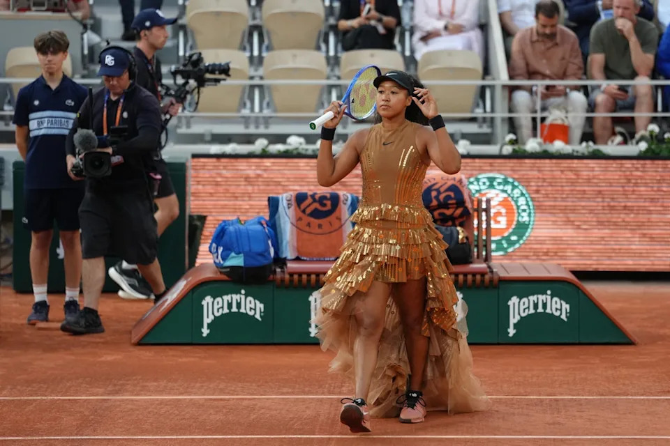 Osaka before the fourth round (AP)