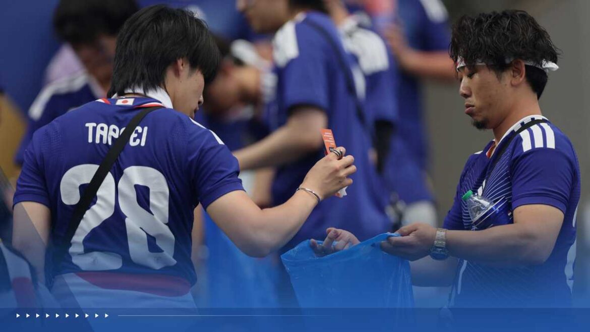 Japan World Cup fans praised for stadium cleanup Japan World Cup fans praised for stadium cleanup