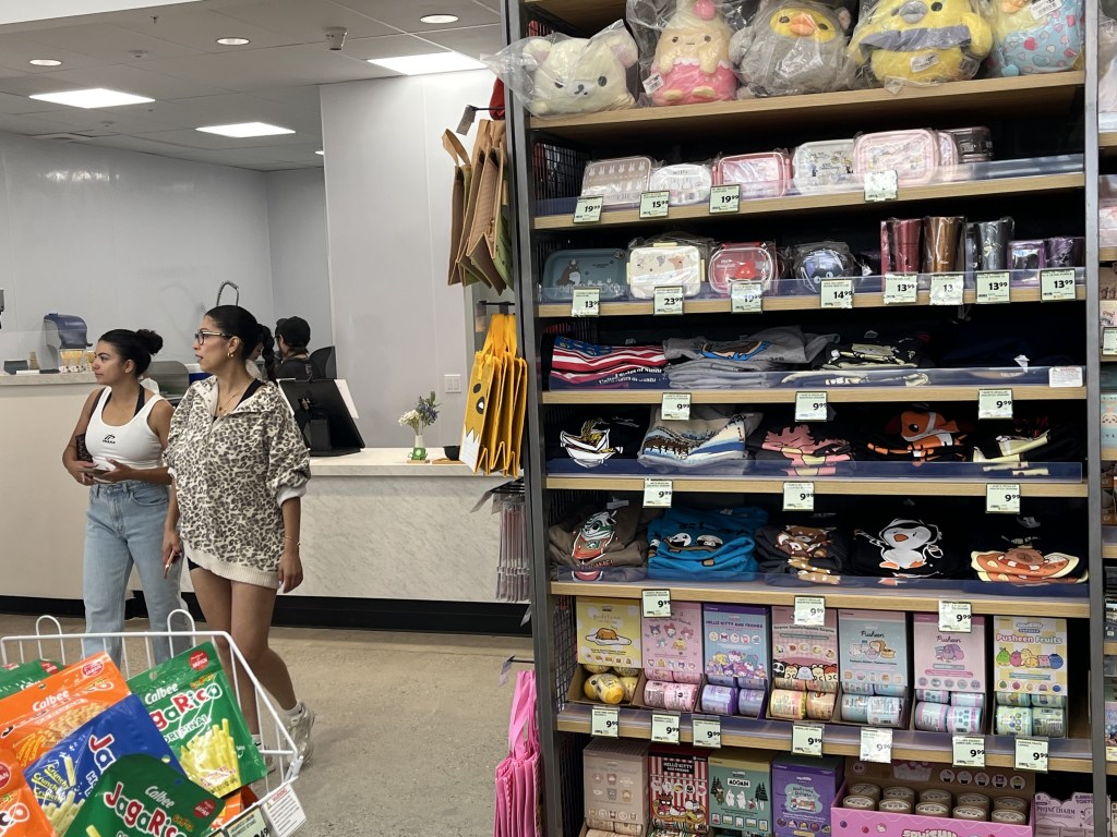 Unique Japanese market opens doors in San Jose to enthusiastic patrons Unique Japanese market opens doors in San Jose to enthusiastic patrons