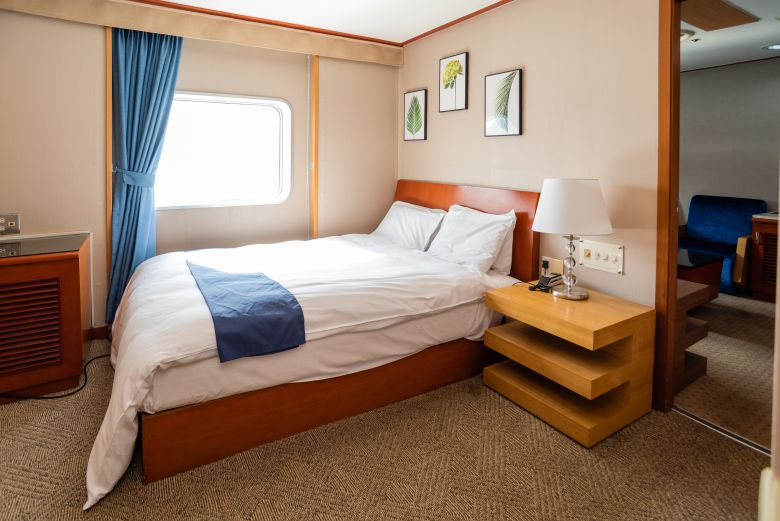 A single cabin on the ferry.
