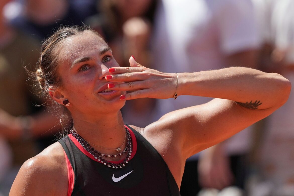 Sabalenka vs. Osaka to be 1st women's night match at the French Open in 3 years