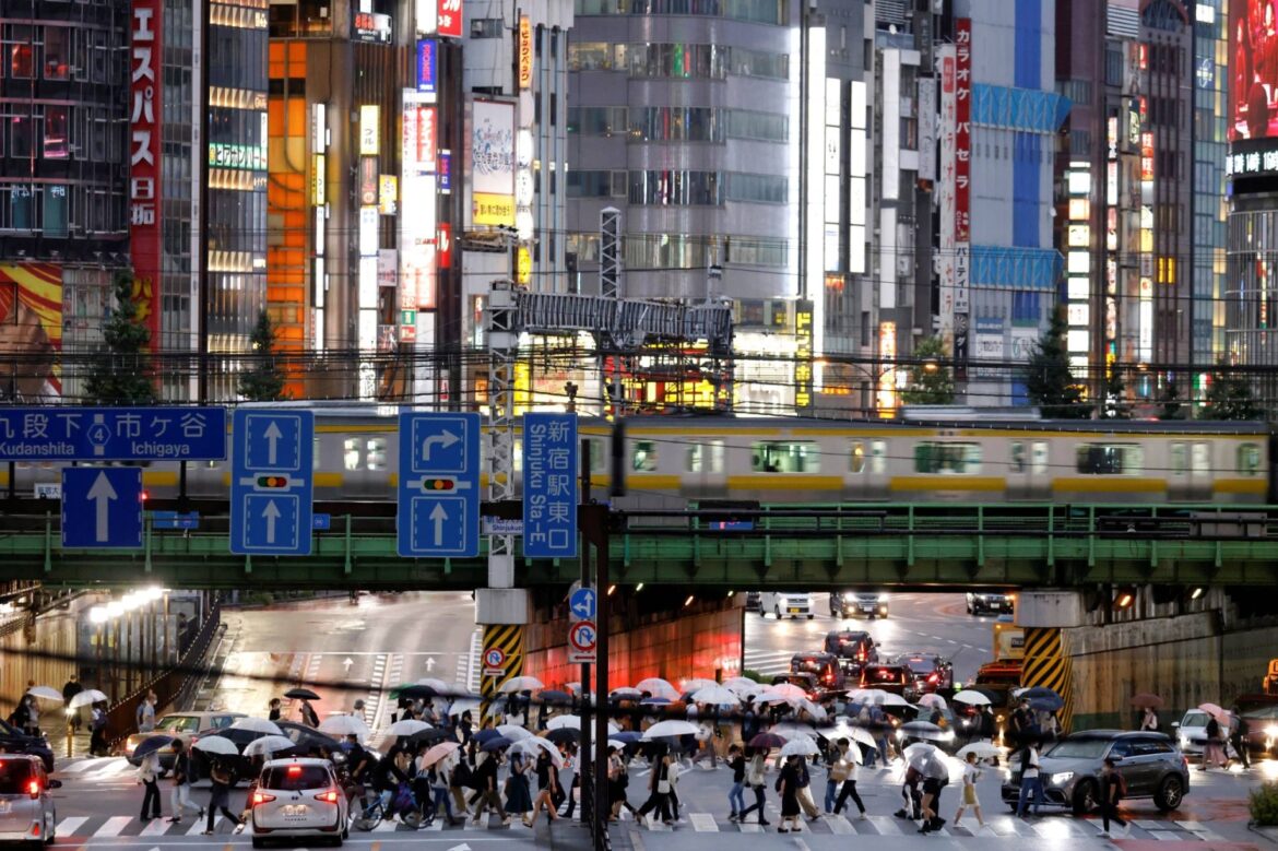 Summer bonuses at major Japan firms top ¥1 million for first time Summer bonuses at major Japan firms top ¥1 million for first time