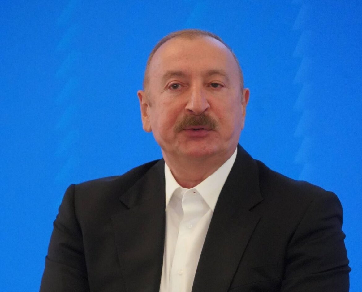 Azerbaijan’s president hints at defense-sector cooperation with Japan Azerbaijan’s president hints at defense-sector cooperation with Japan