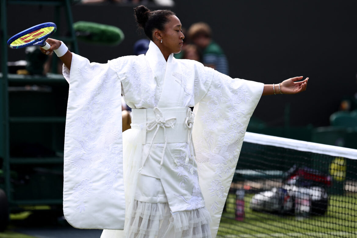 Naomi Osaka channels 'Kill Bill' with kimono-inspired Wimbledon entrance