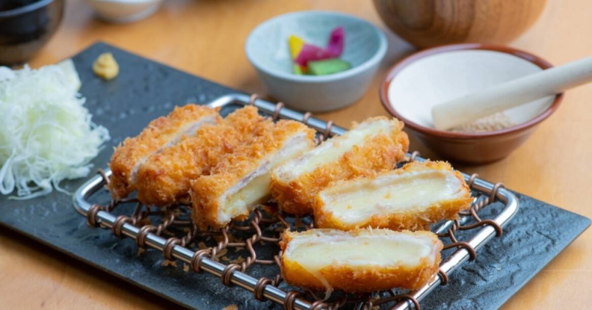 Tonkatsu house Saku opens to instant popularity in Vancouver’s West End Tonkatsu house Saku opens to instant popularity in Vancouver's West End