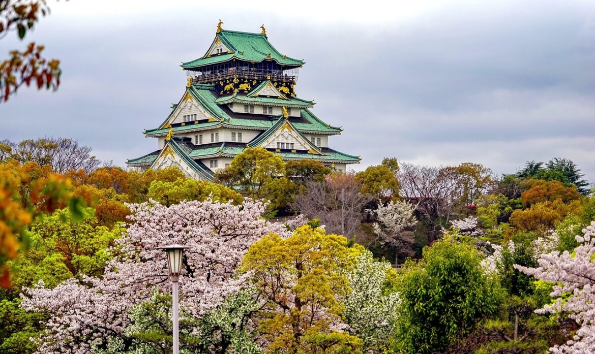 In preparation for Tokyo's administrative paralysis, which has served as Japan's center for the past..