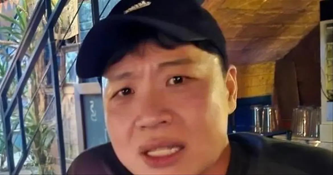 Lee Sang-jun's Japan tour ticket sales suspended amid empty seat comments