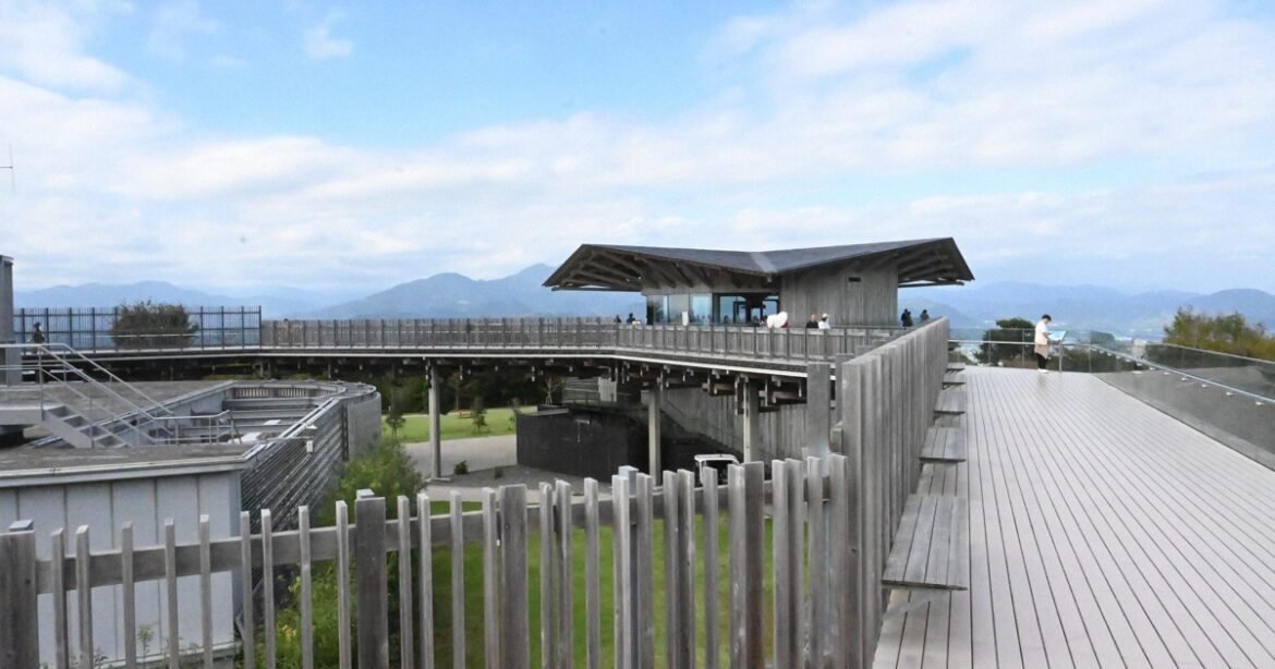 Japan’s popular Nihondaira Yume Terrace starts charging admission Japan's popular Nihondaira Yume Terrace starts charging admission