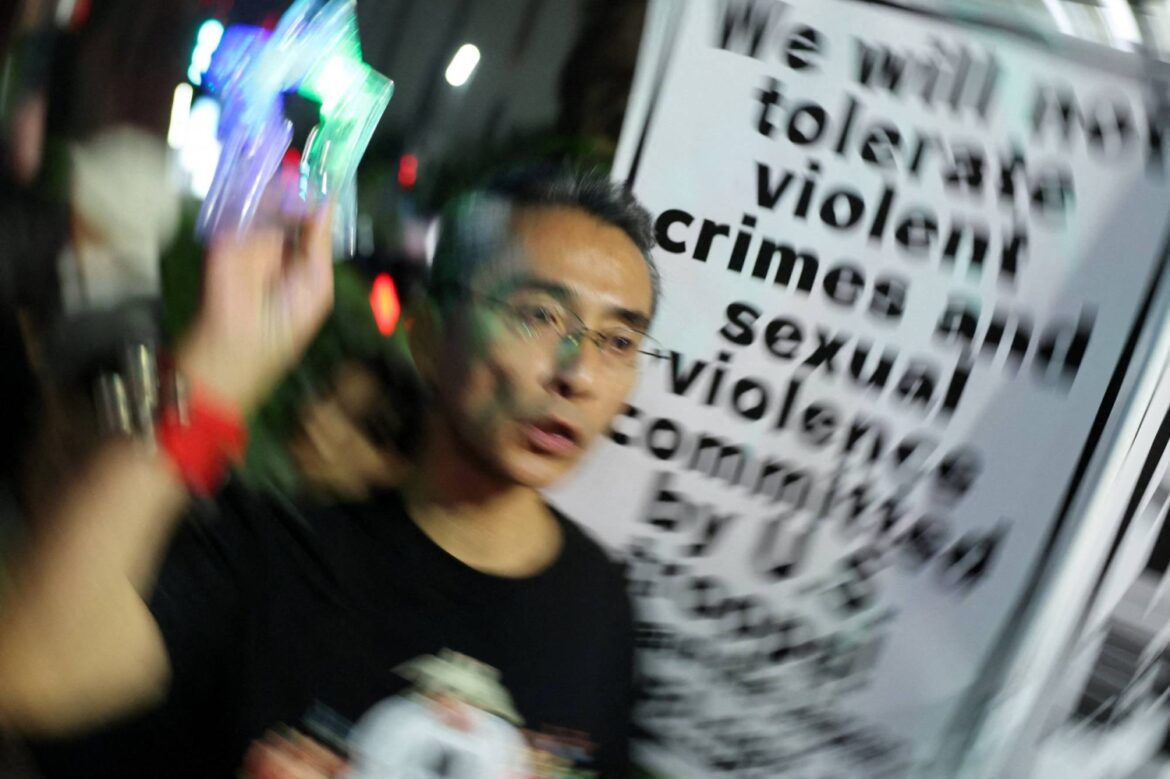 Dozens protest in Tokyo after U.S. Marine accused of murder in Okinawa Dozens protest in Tokyo after U.S. Marine accused of murder in Okinawa